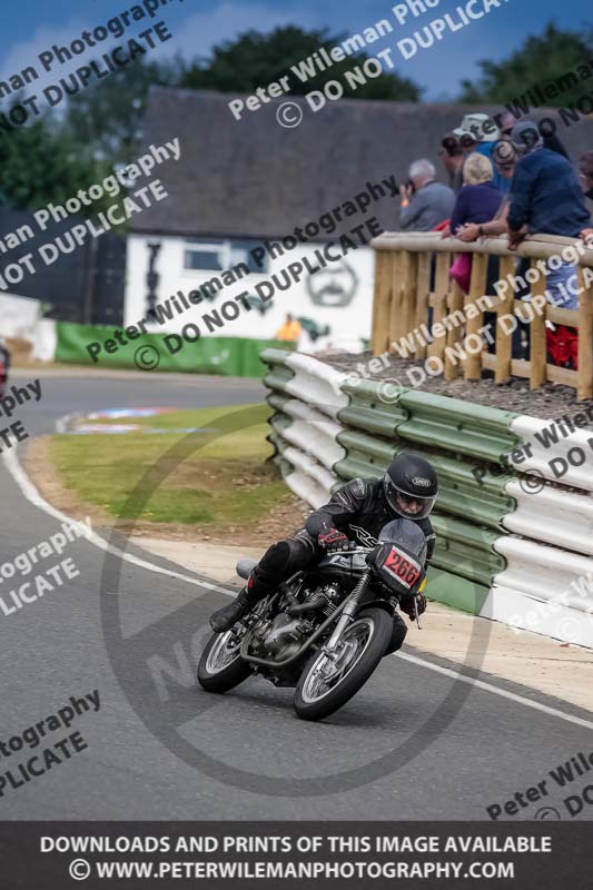 Vintage motorcycle club;eventdigitalimages;mallory park;mallory park trackday photographs;no limits trackdays;peter wileman photography;trackday digital images;trackday photos;vmcc festival 1000 bikes photographs